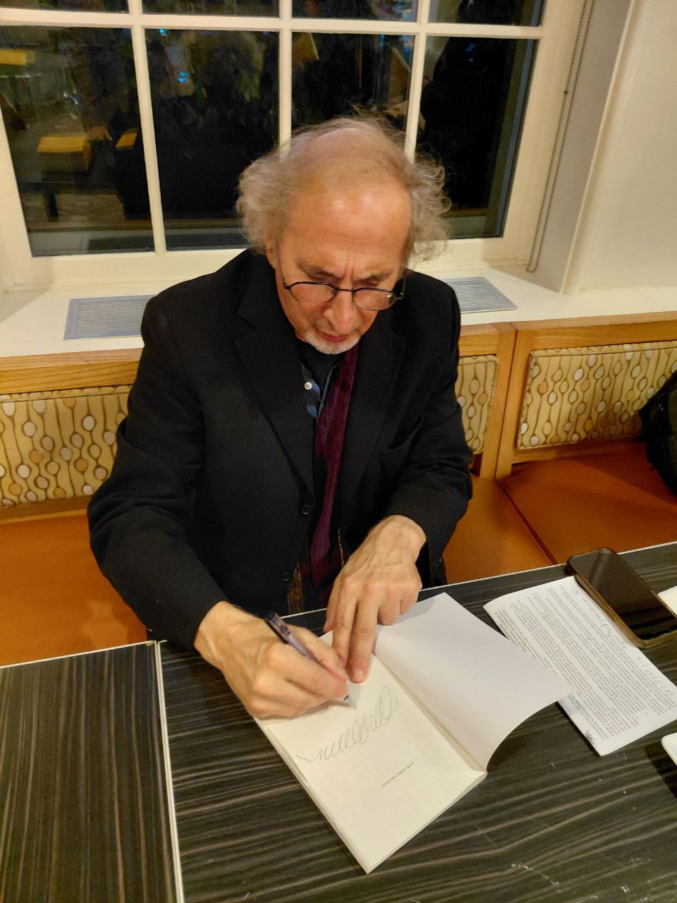 photo_5206388111477247649_y (1)