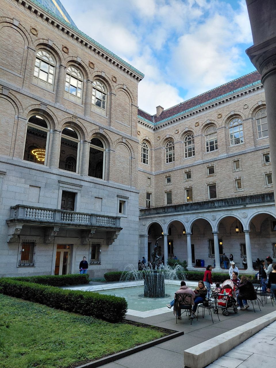 photo_5206388111477247691_y