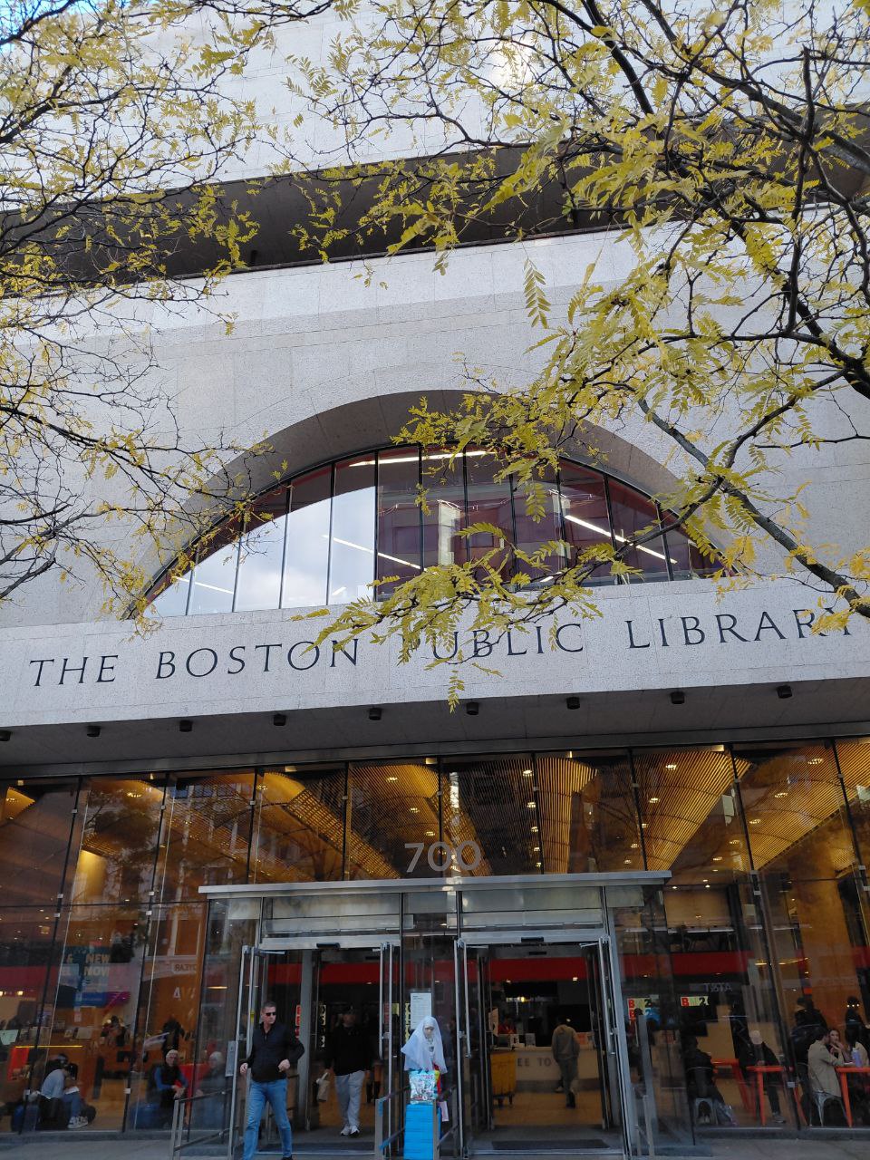 photo_5206388111477247693_y