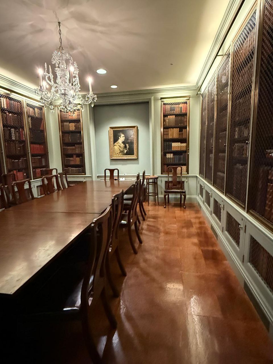 photo_5206388111477247733_y