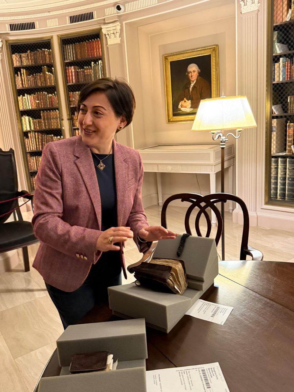 photo_5206388111477247738_y