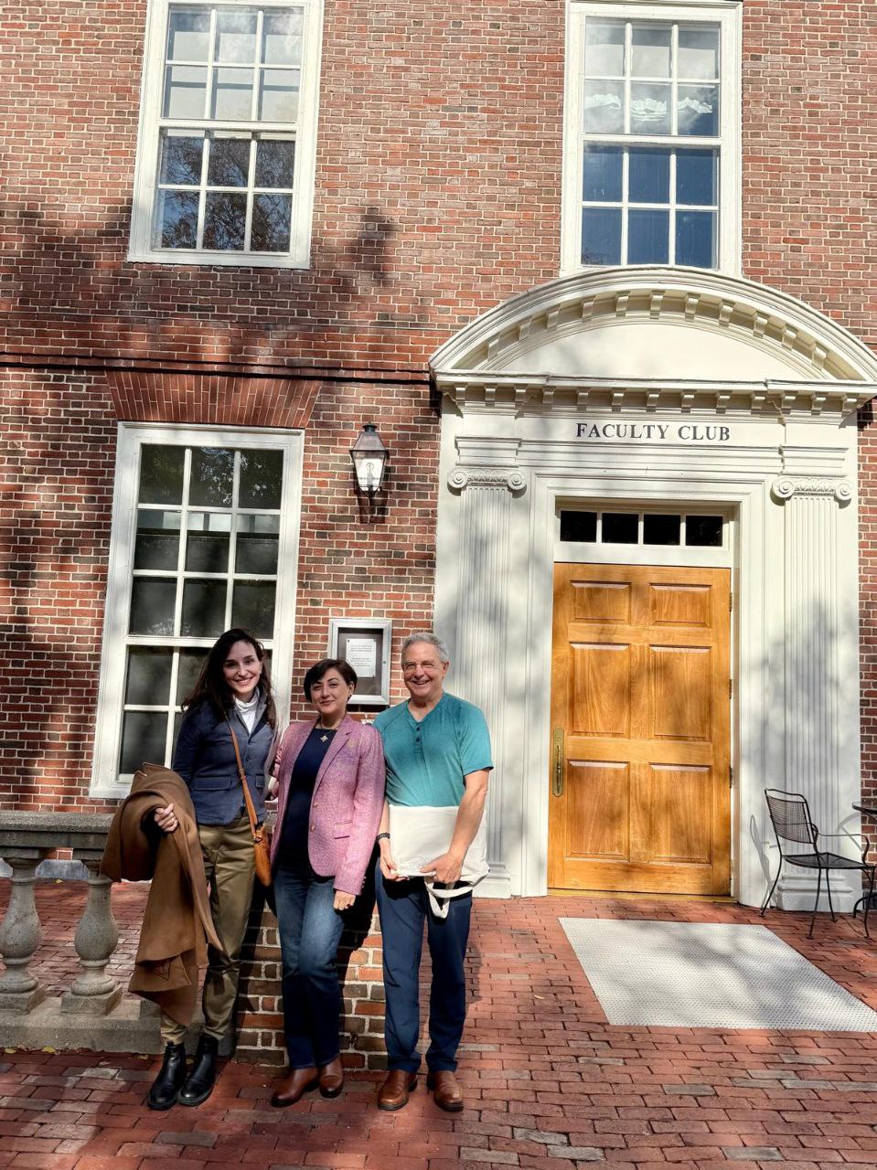 photo_5206388111477247754_y (1)