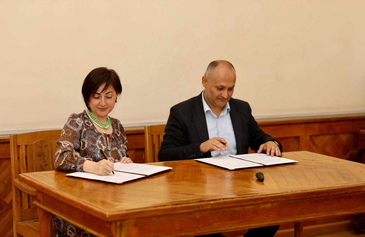 Подписание Меморандума о взаимопонимании между Национальной библиотекой Армении и Национальной филармонией Армении