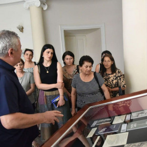 Վետիի տարածաշրջանի համայնքային գրադարանավարներուն այցելութիւնը