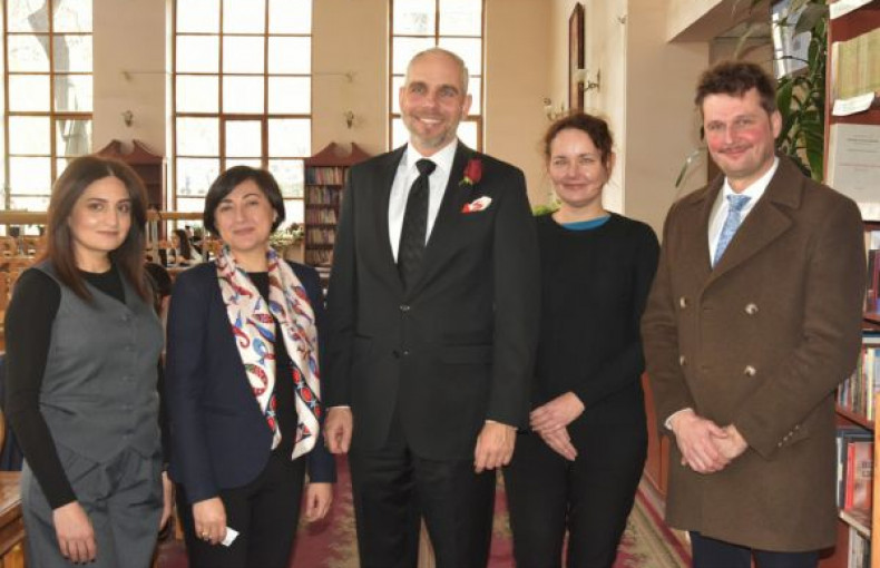 Посол Чехии в Национальной библиотеке Армении