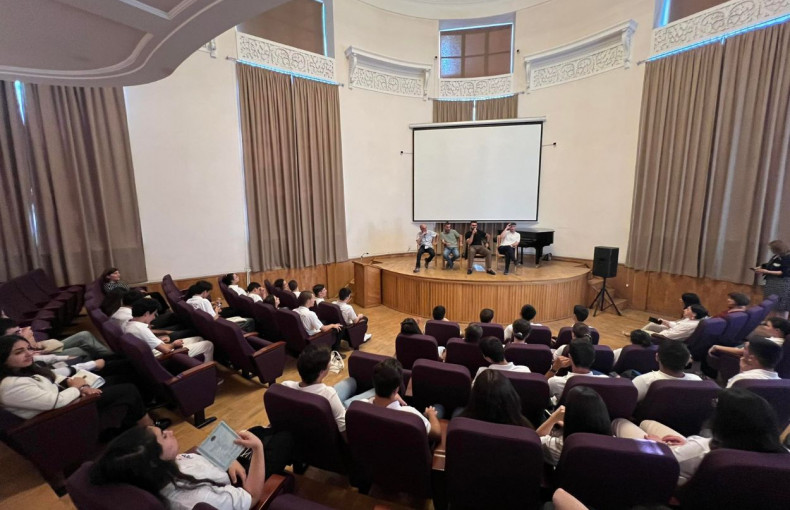 Summer school students met with modern writers